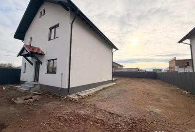 Casă cu 4 camere cu Teren 550 Mp în Tărlungeni - 17