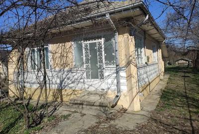 Casă cu 4 camere cu Teren 1500 Mp în Dumbrava - 2
