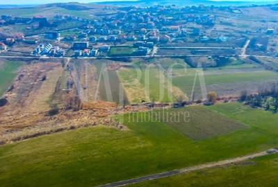 Teren Construcții intravilan de 1827 mp, în Borhanci