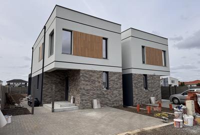 Duplex cu 3 camere cu Teren 330 Mp în Moșnița Nouă - 1