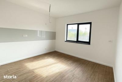 Casă cu 4 camere cu Teren 400 Mp în Clinceni - 6