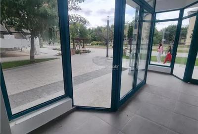Spațiu comercial, de 70 mp, în Libertății - 5