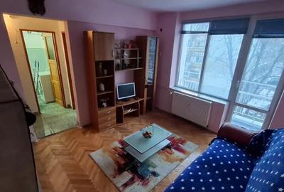 Apartament cu 3 camere decomandat în Central - 2