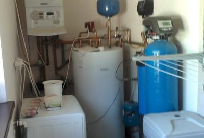 Casă cu 5 camere cu Teren 260 Mp în Tunari - 2