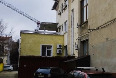 Birou, de 3,658 mp, în Unirii - 25