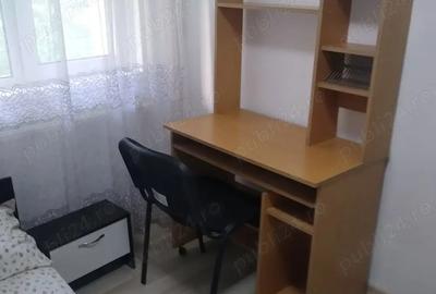 Apartament cu 3 camere semidecomandat în Central - 4