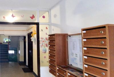 Apartament cu 2 camere semidecomandat, mobilat în Tractorul - 16