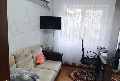 REPUBLICII- 3 cam, dec,2/4,renovat -105000 euro - 12