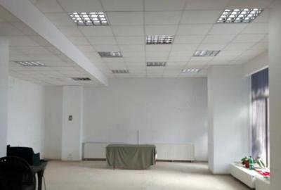 Spațiu comercial, de 202 mp, în Titulescu - 3
