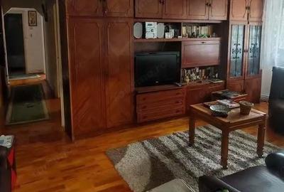 Apartament cu 4 camere semidecomandat în Tineretului - 4