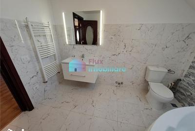 Casă cu 6 camere cu Teren 759 Mp în Moara - 2