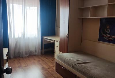 Vilă 5 camere, P+1+M curte proprie - 16