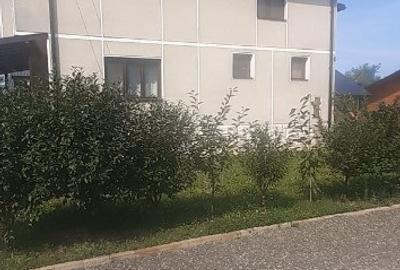 Sat Sasar, casa , 23 ari teren