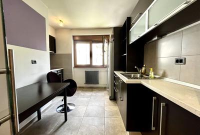 Apartament cu 4 camere decomandat, mobilat în Central - 8