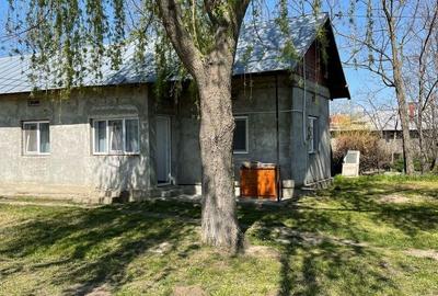 Casă cu 3 camere în Găești - 4