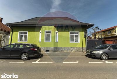 Casă cu 4 camere cu Teren 365 Mp în Central