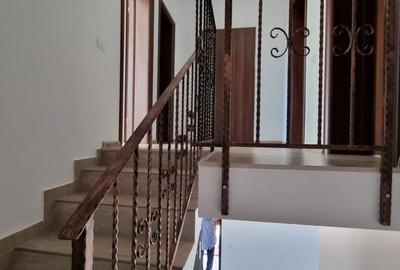 Duplex cu 4 camere cu Canalizare în Nord - 12
