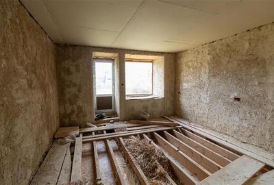 FILM! Constructie rustica tip Casa Verde, cu parau si panorama impresionanta, Mo - 19