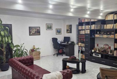 Casă cu 3 camere în Central - 1