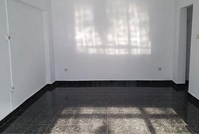 Spațiu comercial, de 84 mp, în Școlilor - 1