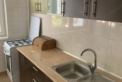 Inchiriere 2 camere Titan, aproape de metrou, parcare inclusa - 2