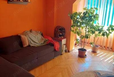 Apartament 2 camere Freidorf decomandat amenajat centrala proprie - 1