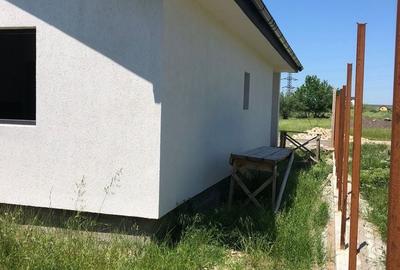 Casă cu 3 camere în Valu lui Traian - 7