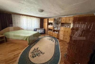 Casă cu 3 camere cu Teren 6325 Mp în Central - 6
