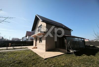 Casă individuală cu 3 camere cu Canalizare în Bradu - 1