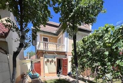 Vila individuala, 190 mp, 8 camere, garaj, curte, zona Lipovei-Timisoara