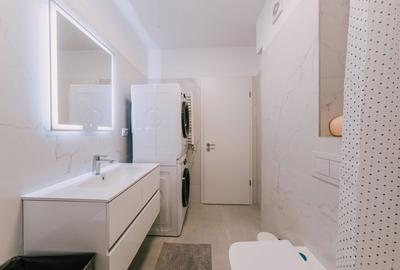 Apartament cu 3 camere decomandat în Tractorul - 1