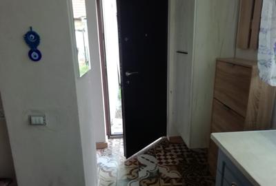 Corp de casa 4 camere liber la vanzare zona AFI - 15