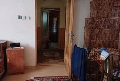 Casă cu 6 camere cu Teren 2803 Mp în Buciumeni - 1