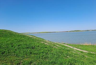 Teren de 1000 mp, în Sultana - 2
