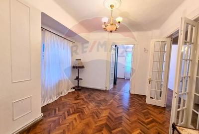 Casă cu 5 camere cu Teren 250 Mp în Tineretului - 7