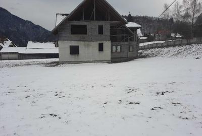 Casă cu 4 camere în Dâmbovicioara - 2