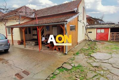 Teren intravilan cu casa, 1173 mp, la asfalt, zona Cetate - 2