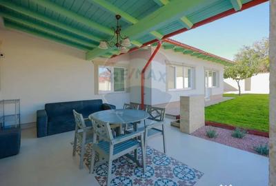 Casă cu 4 camere cu Canalizare în Salca - 1