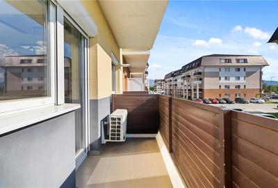 Apartament cu 3 camere decomandat, mobilat în Sânpetru - 12