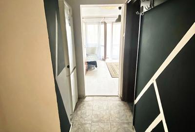 Garsonieră decomandată în Costin Georgian - 2