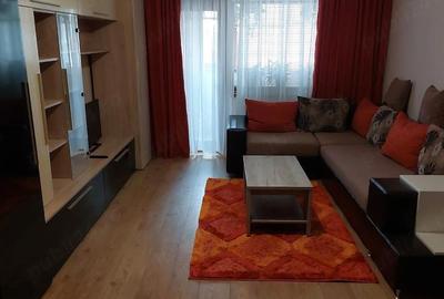Apartament cu 3 camere decomandat în Km 4 - 5