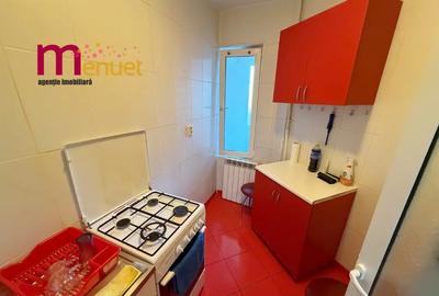 Garsonieră decomandată în Peco - 9