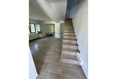 REV2003810 Duplex de vanzare Buftea 10 camere REV2003810 Duplex de vanzare Buftea 10 camere - 8