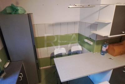 Apartament cu 3 camere decomandat, mobilat în Sebastian - 11