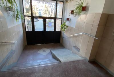 Apartament cu 3 camere semidecomandat în Uverturii - 12