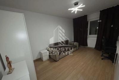 Garsonieră decomandată, mobilată în Complex Studențesc - 2