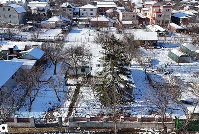 Casă cu 4 camere cu Canalizare în Central - 5