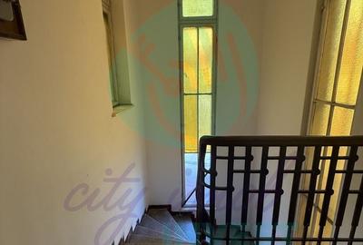 Apartament cu 3 camere circular în Moșilor - 13