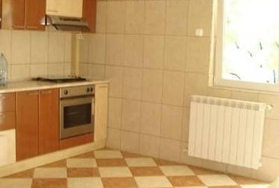 Apartament cu 5 camere decomandat în Polonă - 9