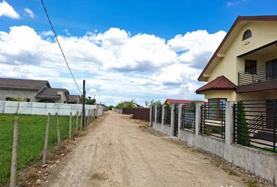 Teren de 15500 mp, în Central - 3
